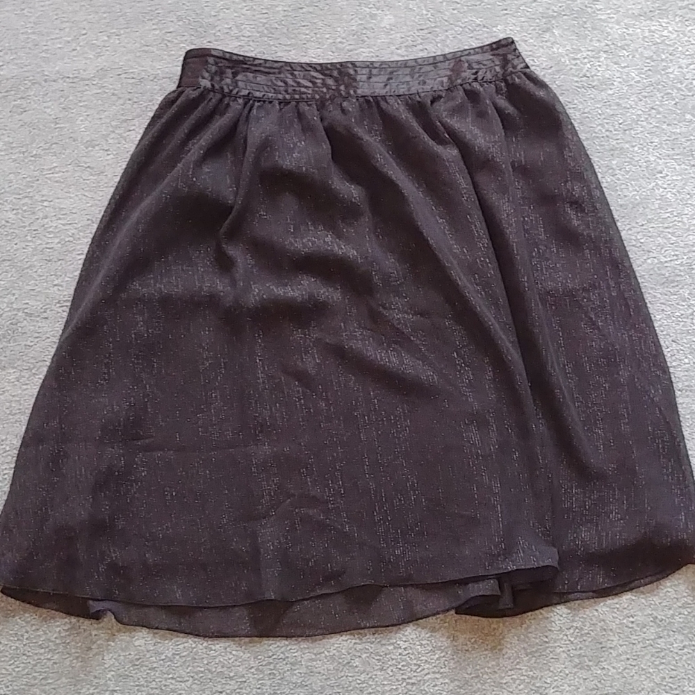 Attention skirt, size 10, silver shimmer